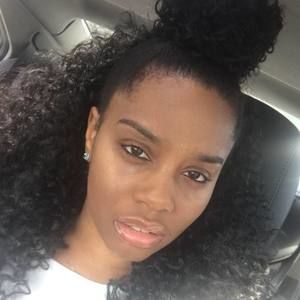 Meet your Posher, Ebony